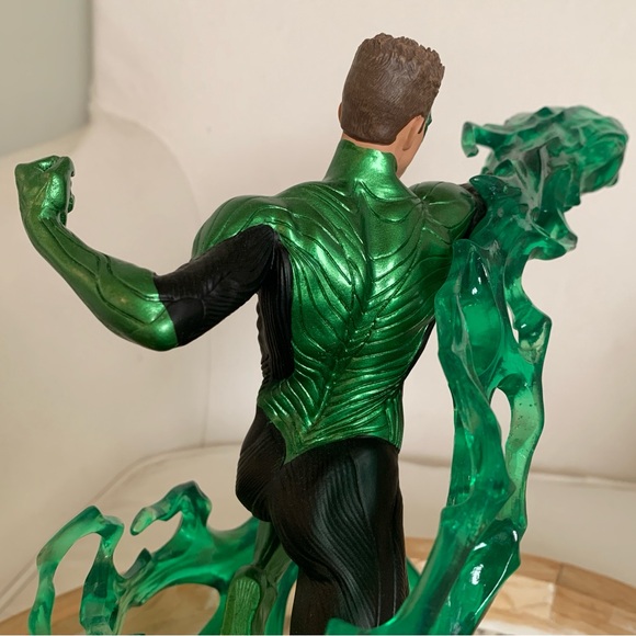DC Comics Green Lantern Movie Hal Jordan Energy Statue - Picture 10 of 14